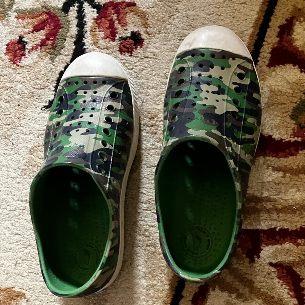 Native shoes -GUC